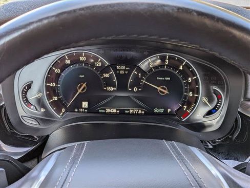 Used 2018 BMW 540i RWD image 11