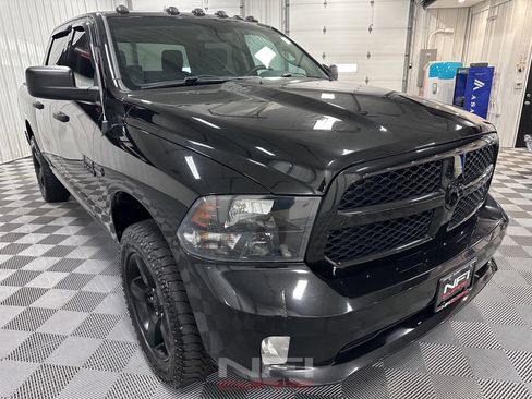 Used 2016 RAM 1500 Express w/ Black Ram 1500 Express Group AWD/4WD image 5