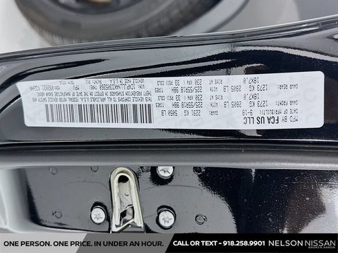 Used 2019 Jeep Cherokee Latitude Plus FWD image 30