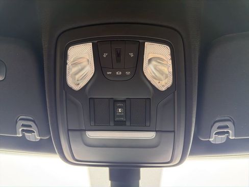 Used 2019 RAM 1500 Big Horn AWD/4WD image 31