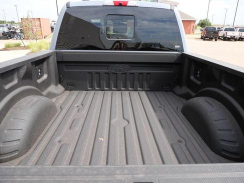 New 2026 Ford F250 Lariat w/ Black Appearance Package AWD/4WD image 12