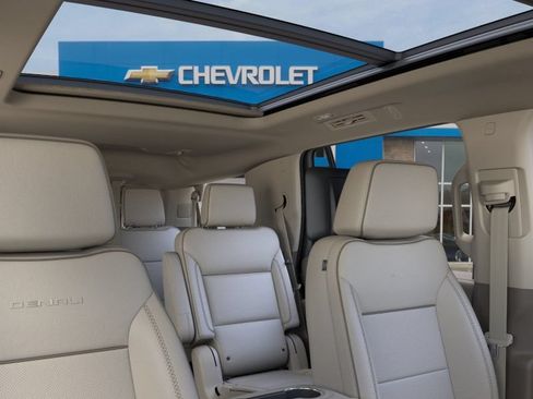 New 2026 GMC Yukon Denali w/ Denali Reserve Package AWD/4WD image 24