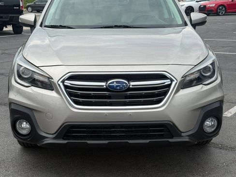 Used 2019 Subaru Outback 2.5i Limited w/ Protection Package #1 AWD/4WD image 4
