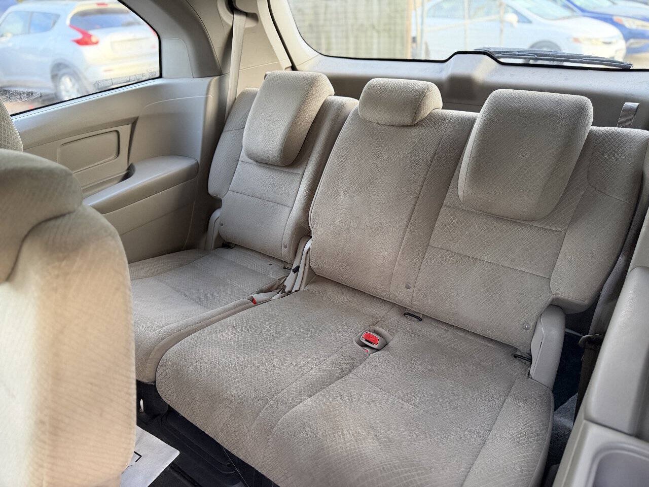 Used 2014 Honda Odyssey EX image 17