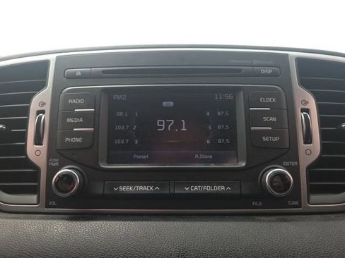 Used 2017 Kia Sportage LX FWD image 27