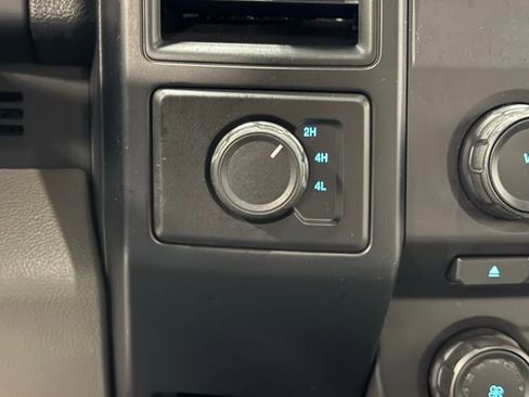 Used 2016 Ford F150 XL w/ Equipment Group 101A Mid AWD/4WD image 18