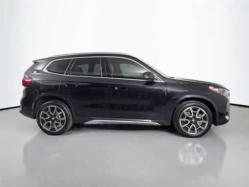 New 2026 BMW X1 xDrive28i w/ Technology Package AWD/4WD image 4