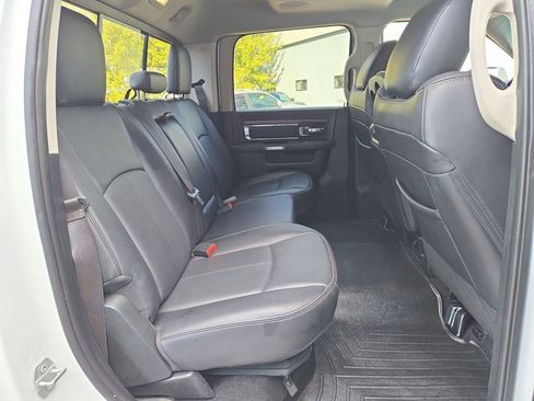 Used 2018 RAM 2500 Laramie w/ Cold Weather Group image 16