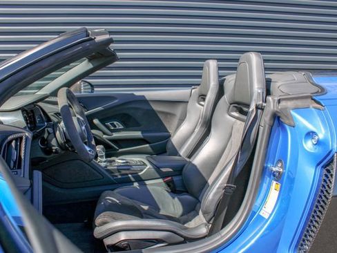 Used 2022 Audi R8 V10 performance w/ R8 Performance Design Package image 5