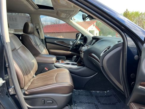 Used 2019 INFINITI QX60 Luxe w/ Sensory Package AWD/4WD image 24