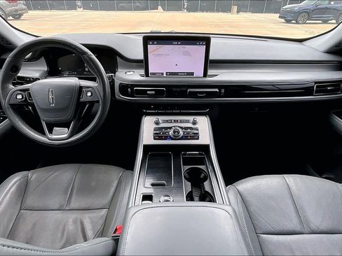 Used 2020 Lincoln Aviator Reserve w/ Equipment Group 201A RWD image 15