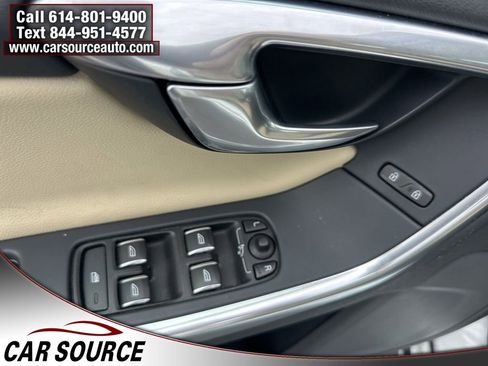 Used 2018 Volvo S60 T5 Inscription Platinum w/ Climate Package AWD/4WD image 12