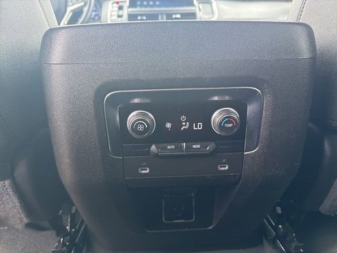 Used 2024 Chevrolet Tahoe LT image 31