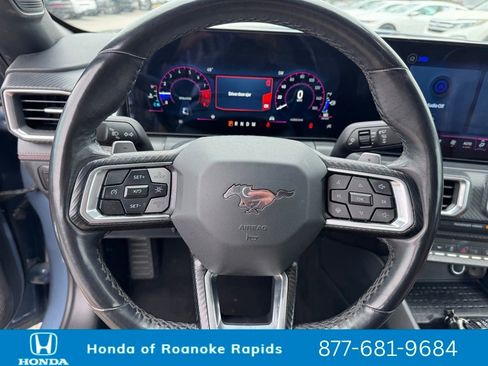 Used 2024 Ford Mustang GT Premium image 13