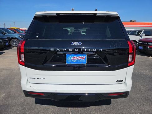 New 2027 Ford Expedition Platinum w/ Driver's Package RWD image 10