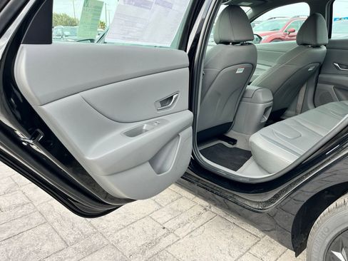 New 2026 Hyundai Elantra Sport w/ Cargo Package FWD image 17