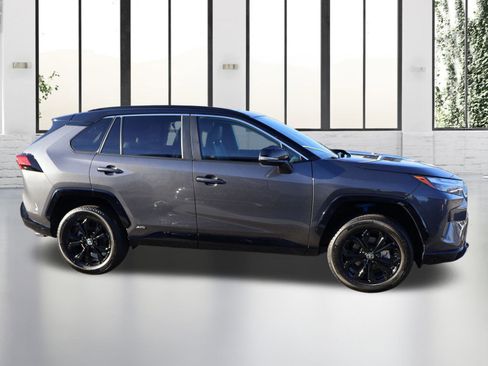 Used 2023 Toyota RAV4 XSE image 4