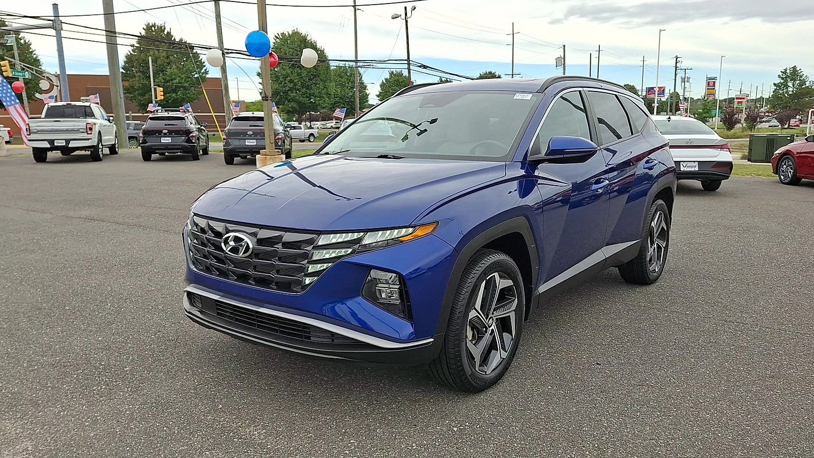 Used 2023 Hyundai Tucson SEL w/ Convenience Package AWD/4WD image 4