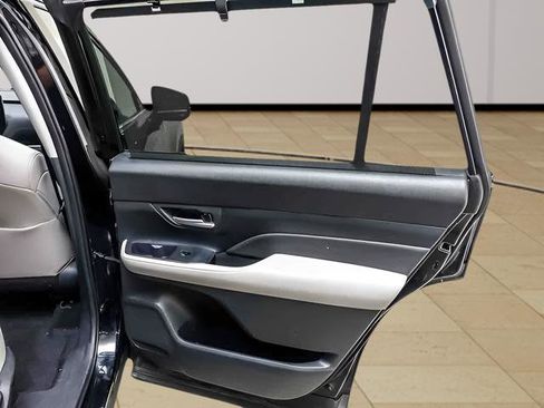Used 2024 Toyota Grand Highlander AWD image 25