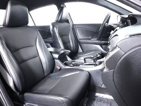 Used 2016 Honda Accord Sport image 34