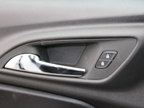 New 2026 Chevrolet Trax LS image 31