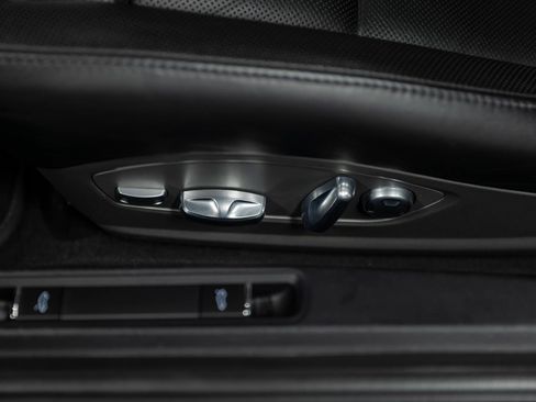 Used 2016 Porsche 911 Turbo image 75