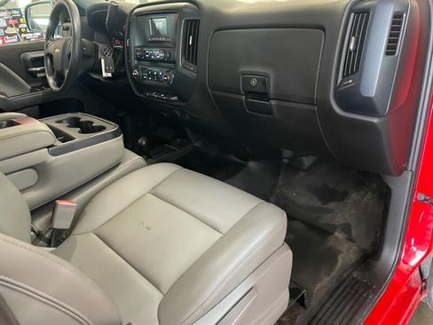 Used 2017 Chevrolet Silverado 1500 W/T AWD/4WD image 23