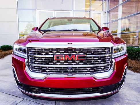 Used 2023 GMC Acadia Denali w/ Denali Ultimate Package image 6