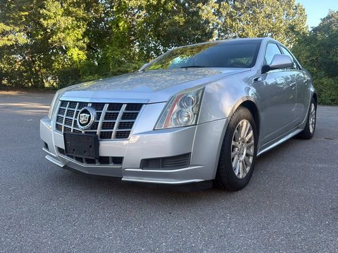 Used 2012 Cadillac CTS Luxury image 3