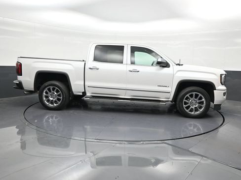 Used 2017 GMC Sierra 1500 Denali RWD image 7