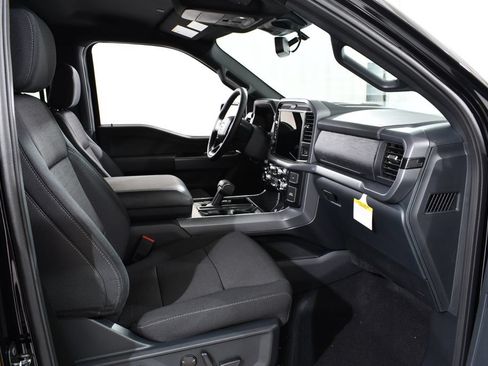 New 2026 Ford F150 XLT w/ Equipment Group 302A MID AWD/4WD image 10