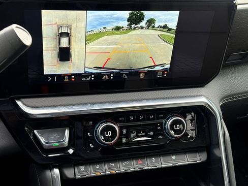 Used 2026 GMC Sierra 3500 Denali w/ Technology Package AWD/4WD image 26