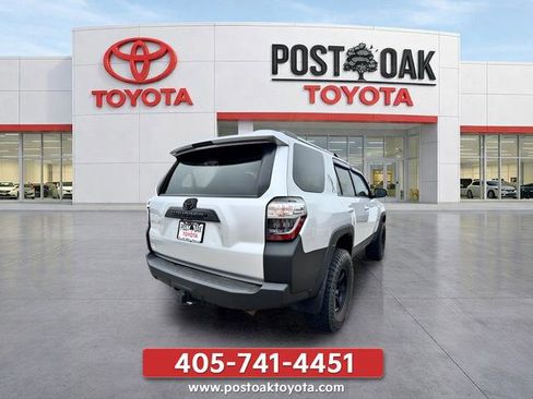 Used 2014 Toyota 4Runner SR5 Premium AWD/4WD image 8