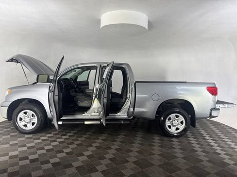 Used 2012 Toyota Tundra 4x4 Double Cab image 11