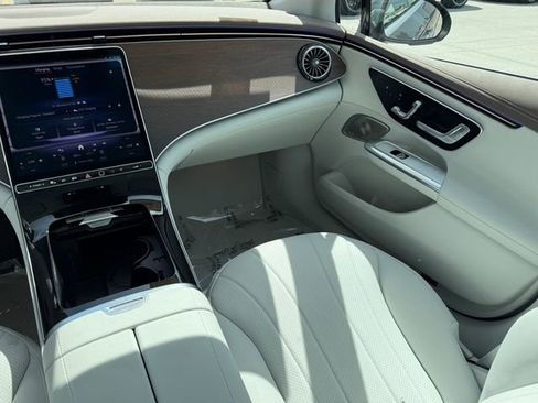New 2024 Mercedes-Benz EQE 350+ 4MATIC Sedan image 33