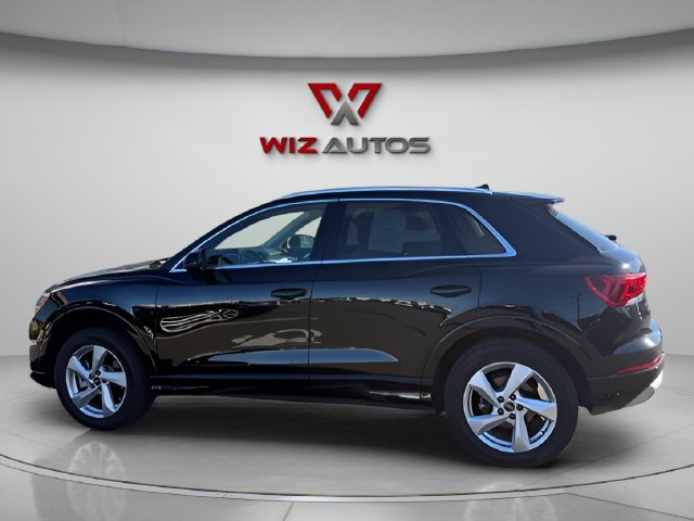 Used 2021 Audi Q3 2.0T Premium w/ Convenience Package AWD/4WD image 2