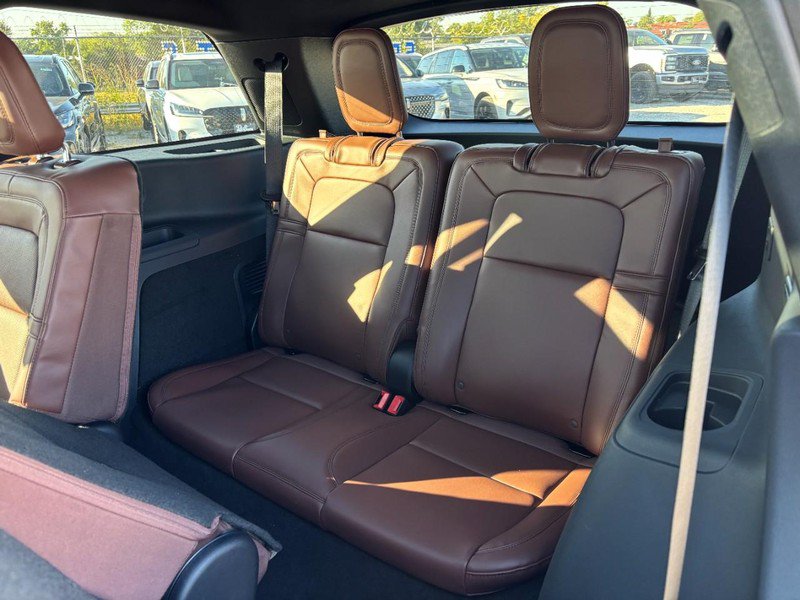 New 2027 Lincoln Aviator Reserve AWD/4WD image 11
