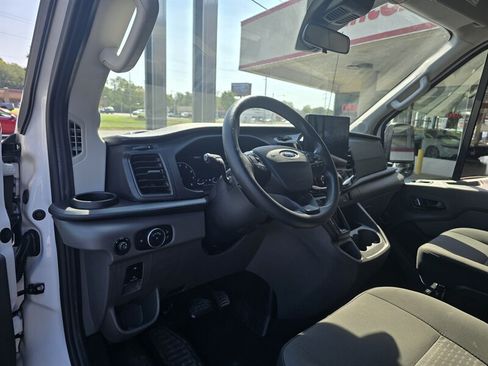 Used 2024 Ford Transit 350 XLT RWD image 8