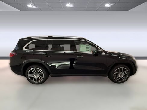 Used 2026 Mercedes-Benz GLS 450 4MATIC image 7