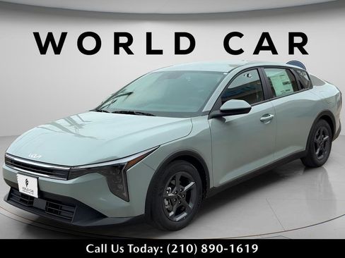 New 2026 Kia K4 FWD image 5