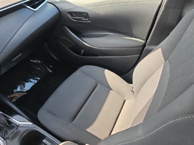 Used 2024 Toyota Corolla LE FWD image 15