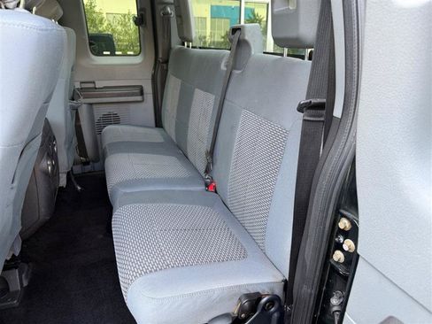 Used 2013 Ford F250 XLT w/ FX4 Off Road Pkg AWD/4WD image 26