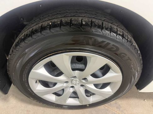 Used 2023 Toyota Corolla LE w/ Carpet Mat Package (TMS) FWD image 13