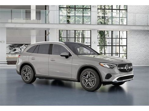 New 2026 Mercedes-Benz GLC 300 4MATIC image 12