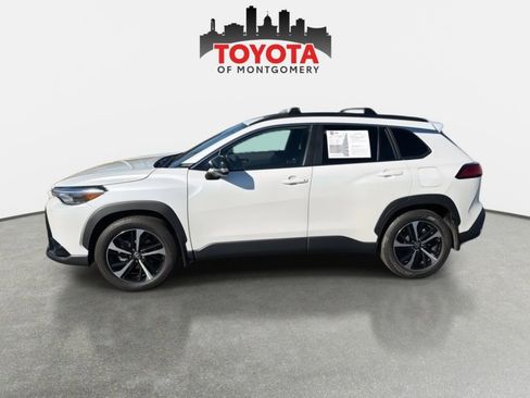 Used 2025 Toyota Corolla Cross AWD Hybrid image 3