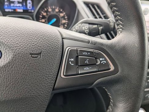 Used 2019 Ford Escape SE FWD image 28