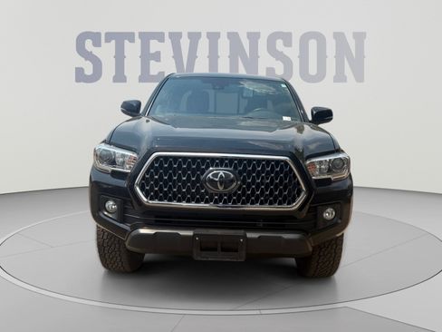 Used 2018 Toyota Tacoma TRD Off-Road w/ Technology Package AWD/4WD image 8