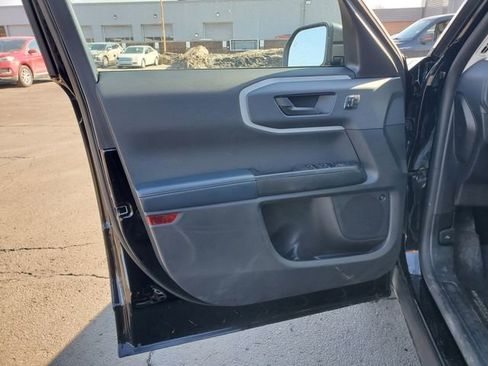 Used 2023 Ford Bronco Sport Outer Banks w/ Tech Package image 9