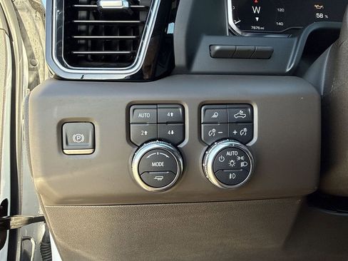 Used 2025 GMC Sierra 1500 Denali w/ Denali Reserve Package image 28