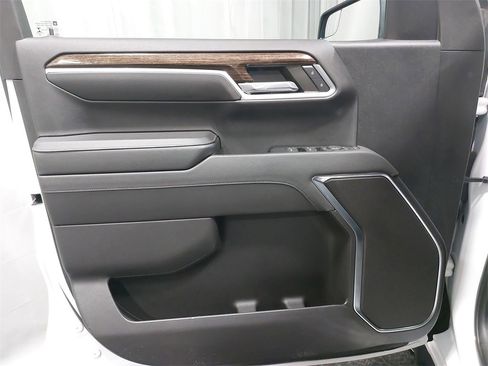 Used 2022 GMC Sierra 1500 Elevation image 27